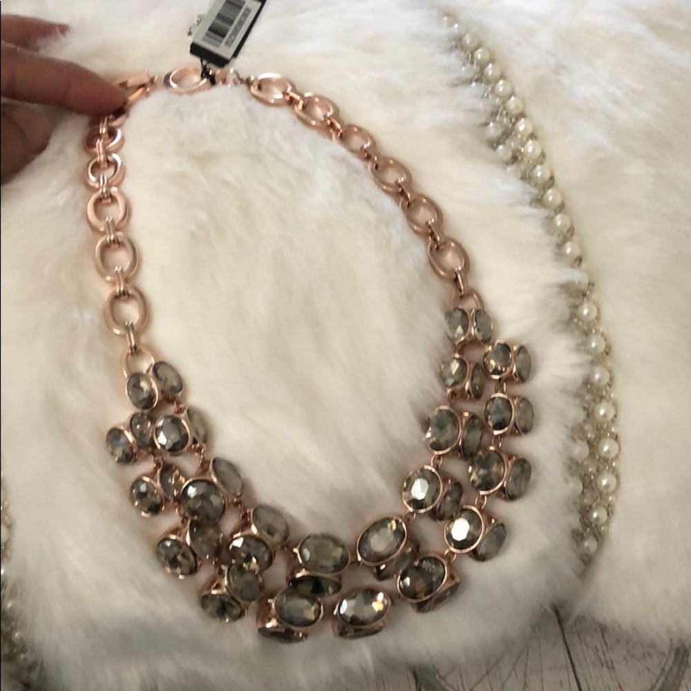 REDUCED! NWT Anne Klein statement necklace